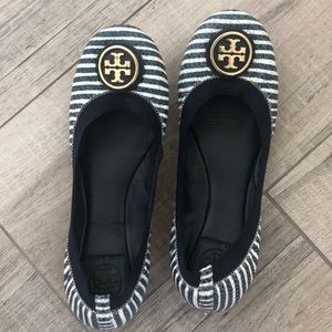 Tory Burch Navy and white Flats